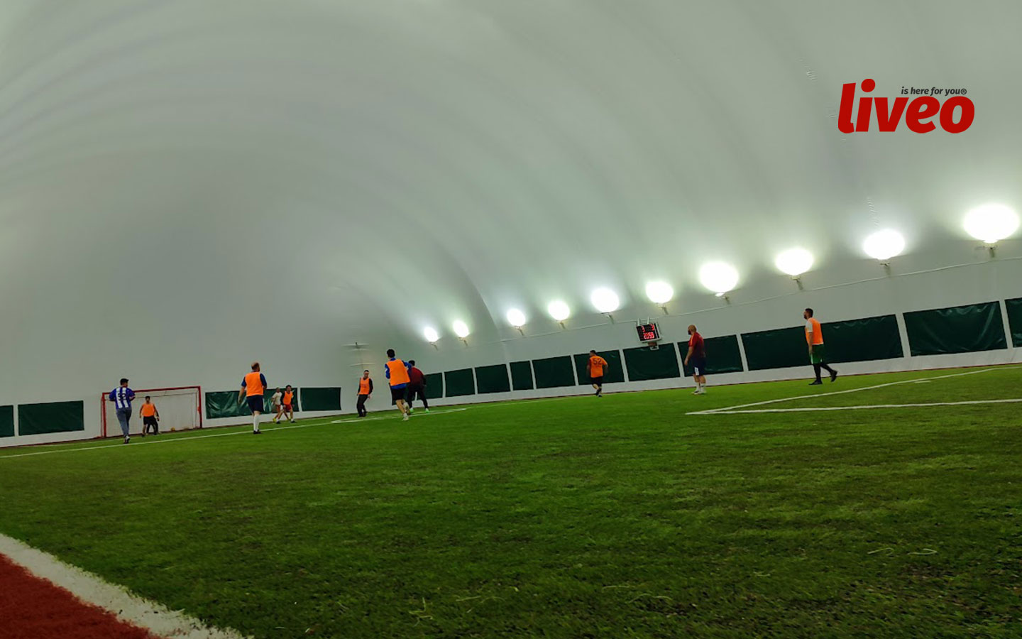 Futbol Sahası Üzeri Balon Kapatma